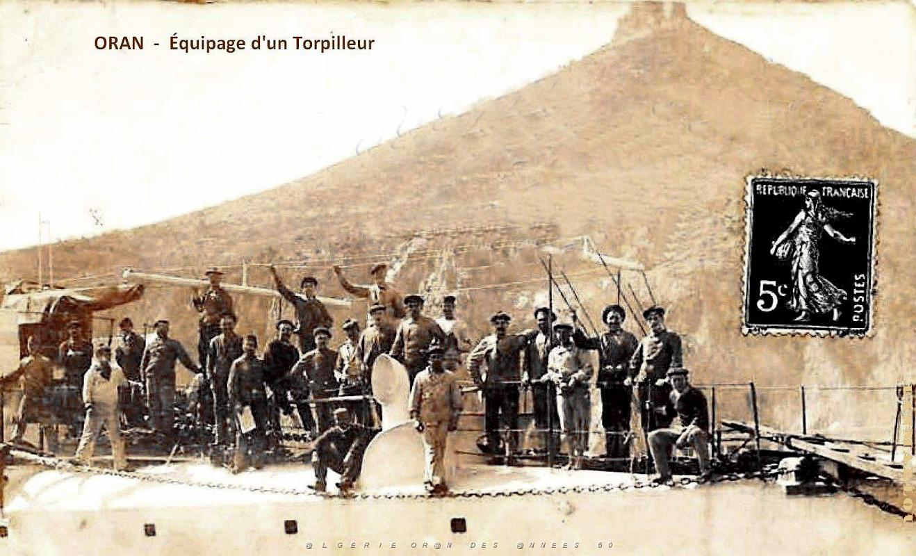 Oran - Equipage d'un Torpilleur.jpg